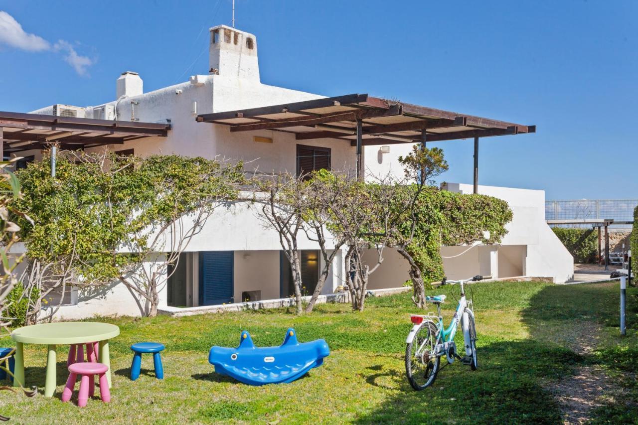 Casalmare Apartments One Step From The Sea Mola di Bari Exteriör bild